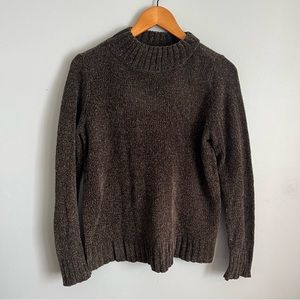 White Stag Brown Sweater - Size XL